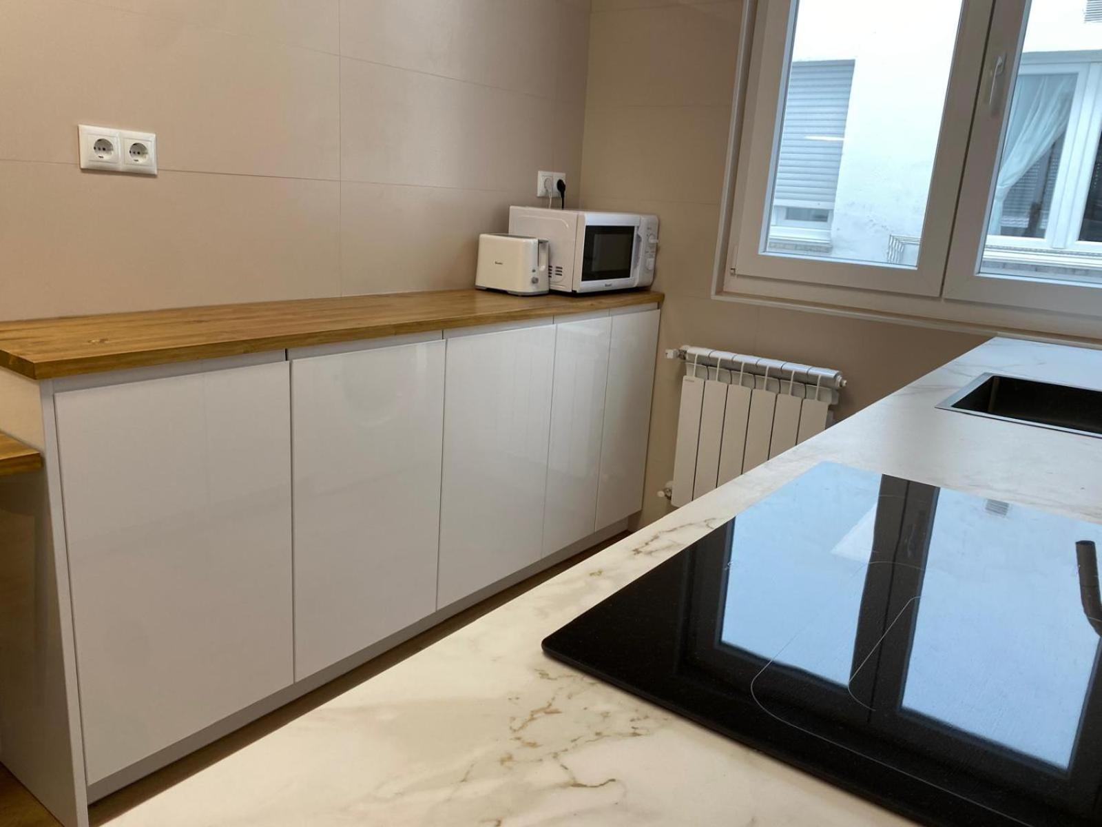 Carpio 18 Appartement Oviedo Buitenkant foto