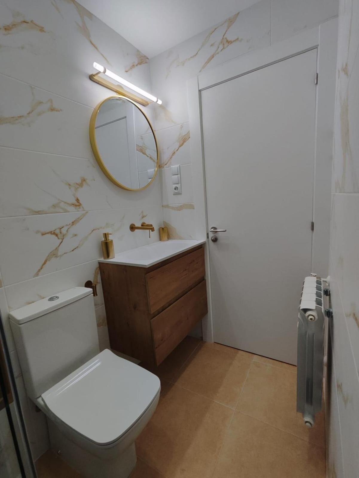 Carpio 18 Appartement Oviedo Buitenkant foto