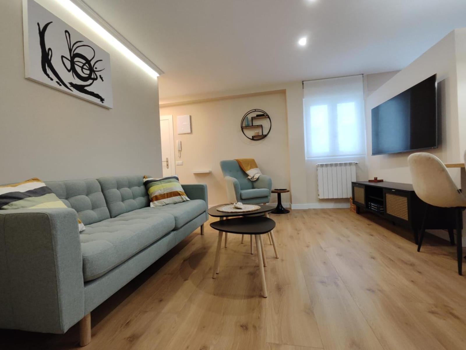 Carpio 18 Appartement Oviedo Buitenkant foto